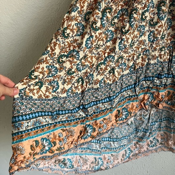 C. Cline Woman Apricot & Blue Floral V- Neck A- Line Dress, Size Small - Picture 7 of 12